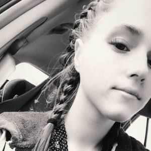 Meet your Posher, Brittany